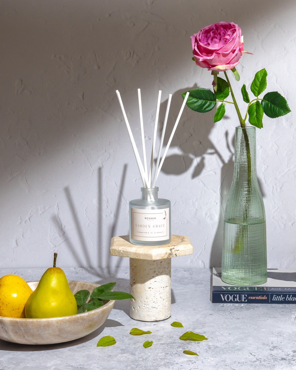 Noir and Blanc Collection - Garden Grace